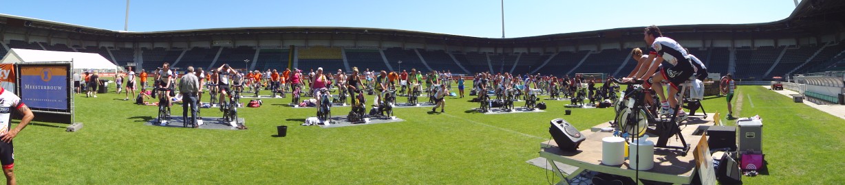 Spinning marathon stadion ADO Den Haag